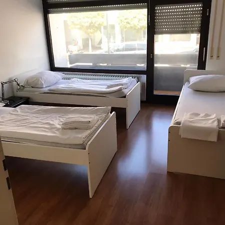 Mautner Airport Und Messehotel 3*