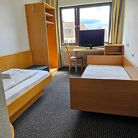 Mautner Airport Und Messehotel Otel
