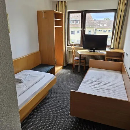 Mautner Airport Und Messehotel シュトゥットガルト